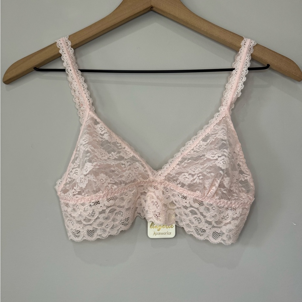 Accessorize NWT lace floral sheer pale pink bralette size 8